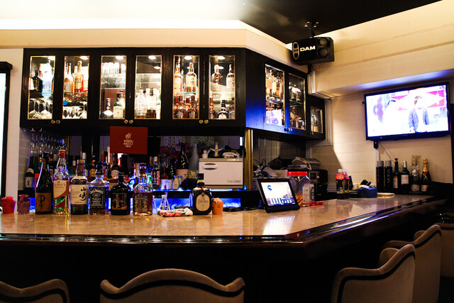 The Photo Of Interior Charlie S Bar Tabelog The Photo Of Interior Charlie S Bar Tabelog