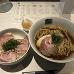 淡麗拉麺 己巳 - 淡麗醤油らーめん＋豚レアチャーシュー丼