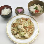 ひめゆり会館 - 島豆腐を使った沖縄代表、豆腐ちゃんぷるー