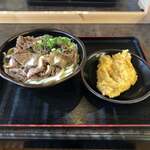 うどん屋 一 - うどん屋 一 港店（肉うどん 中・とり天）