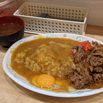 牛八 - 牛丼カレー(中)＋生たまご！ 牛☆