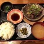 Kushikatsunikomiaburidokan - 豚三昧炙り定食 税込700円