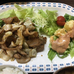 居喰処 光 - 2020/11/03
      本日の日替り 豚肉キャベツ炒め 500円
      ✳︎副菜はエビのフリッター オーロラソース
