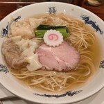 中華蕎麦にし乃 - ワンタン投入