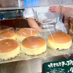 りくろーおじさんの店 - 