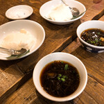 菊松食堂 - お通しと定食の小鉢