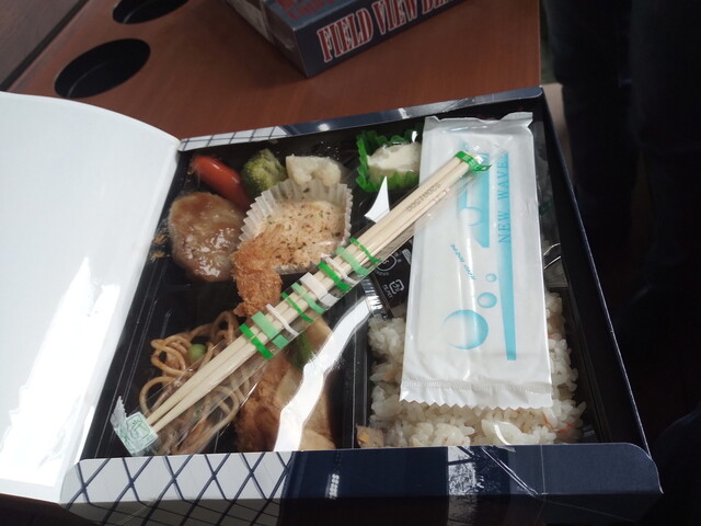 球弁 キュウベン 西武球場前 弁当 食べログ