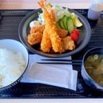 カフェレストラン　イルソーレ - ミックスフライ定食