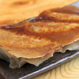 餃子酒場 ぴたり_2