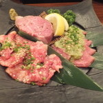 やきにくのバクロ - カルビなど盛り合わせ