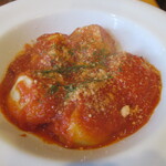 イタリアンダイニング ZUCCA - 肉汁たっぷりラビオリトマトソース