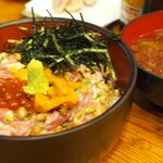 伊豆の味処　錦 - 磯納豆丼