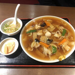 中華飯店　幡龍 - 五目あんかけ焼きそば