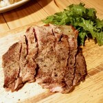 Meat Winery - イベリコ豚のステーキ(900円税抜)