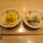 鉄板焼き あおやま - 里芋と高野豆腐の煮物、パンプキンサラダ