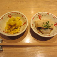 鉄板焼き あおやま - 里芋と高野豆腐の煮物、パンプキンサラダ