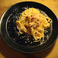 BLU - 生ウニのリングイネ