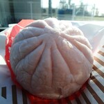 LAWSON - 料理写真:明太もちチーズまん¥130