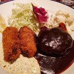 銀座フランス屋 - 季節メニューのカキフライとハンバーグ。ポテサラもついてます。美味しい。