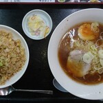 鵬龍 - ラーメン炒飯セット