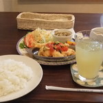 ABC食堂 - 本日のランチ（１０００円）
