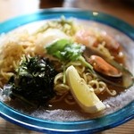 地元産天然お魚とアジアごはん アイワナドゥ 岩戸 - トムヤムクン冷麺\1050