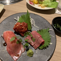 近江うし 焼肉 にくTATSU 青山本店 - 