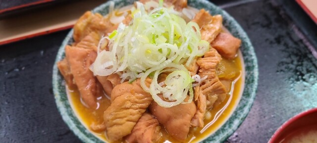 太郎 もつ 煮