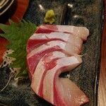 Kuroshio Tei - 本日料理長お奨め刺身（ブリの刺身）