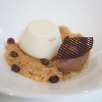 ミキモトラウンジ - 水出しコーヒーのブランマンジェとチョコレートアイス（1300円）♥