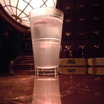 バー・ジュニパー - ゴッホはシャープな味だ