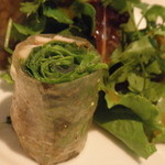 ガラムマサラ - パクチー春巻；アップ