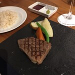 Steak & Lounge JB - 