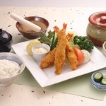 廻鮮丸 - エビフライ定食