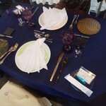 モントルー - テーブル