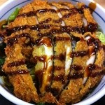 Tsukigatani Onsen Tsukinoyado - 町の特産、肉厚椎茸を贅沢に使った上勝丼！