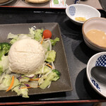 夢庵 - 豆腐サラダ
            