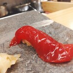 羽田市場 ギンザセブン - 〇マグロ赤身の漬け…美味しい赤身です