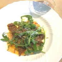 La Brianza - いのししのラグーソースパッパルデッレ、ルッコラ添え。いのししのお肉のほどけるやわらかさやさしい味わい。とろりとしていて麺とからむからむ。ルッコラの苦みがいい風味を加えていて合いますね。