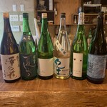 Teppan Izakaya Sabori - 季節の日本酒揃えております！