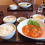 Chuukaryouri Seika - 海鮮あんかけ焼そばと海老のﾁﾘｿｰｽ煮＋ﾗｲｽｾｯﾄ