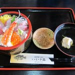 旬処 いさ路 - 海鮮丼