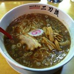 らーめんの店 梶 - 醤油ラーメン大盛750円