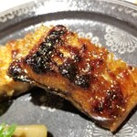 馳走 啐啄一十  - (19)海鰻(山口県産)の蒲焼き
      2年前に照寿司の鰻職人の焼いた鰻が圧倒的に美味しい！と漏らしてから提供されなくなった鰻(個人的にNo.1)
      2年の時を経て焼きの技術に磨きがかかり今年一番の鰻を更新！