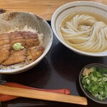 純愛うどん なでしこ - うな丼セット（￥1500）