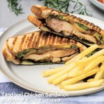 탄두리 치킨의 샌드위치 /Tandoori Chicken Sandwich