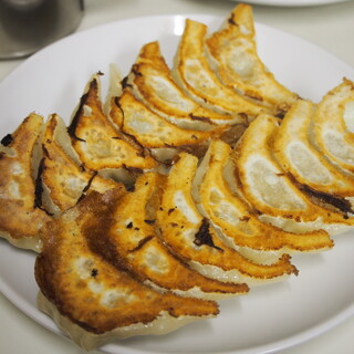 神戸で人気の餃子 ランキングtop 食べログ 神戸で人気の餃子 ランキングtop 食べログ