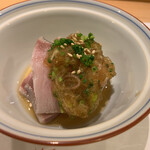 割烹 一楓 - 鰤シャブ、おろしポン酢 レアな鰤。脂がのっているのですが、おろしポン酢でさっぱりと。 とても好み。