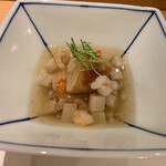 割烹 一楓 - 煮物：海老芋、レンコン、海老 海老芋のサイズがいい。トロミがありました。 レンコンの食感がいい。