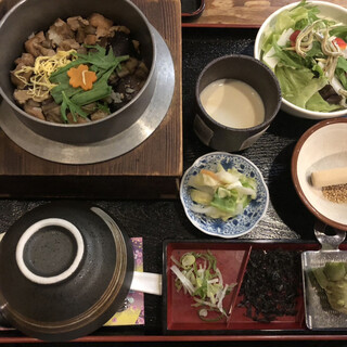 新潟でおすすめの美味しい釜飯をご紹介 食べログ 新潟でおすすめの美味しい釜飯をご紹介 食べログ
